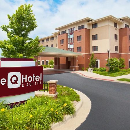 The Q Hotel & Suites Springfield Exteriér fotografie